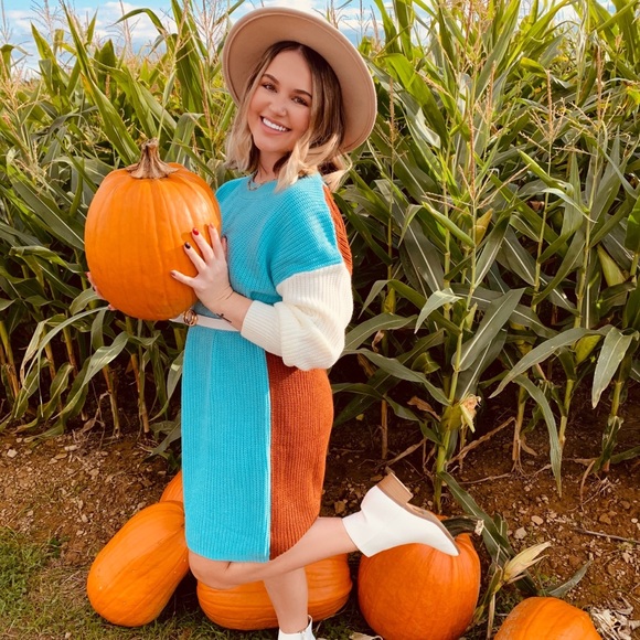 💜 posh ambassador 💜 - Picture 4 of 5